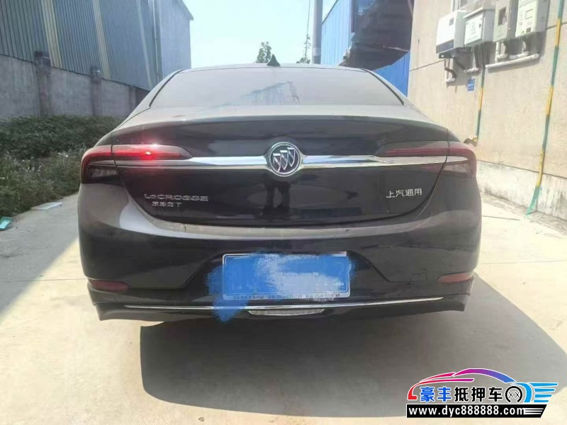 22年别克君越轿车抵押车出售