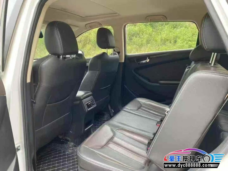 20年东风风光580轿车抵押车出售