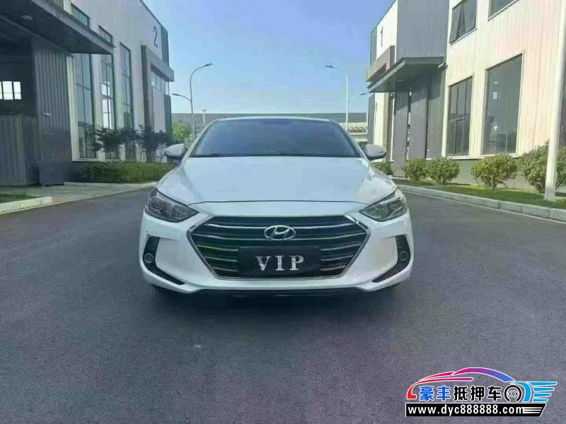 17年现代领动轿车抵押车出售