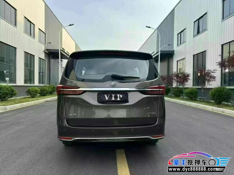 24年别克GL8轿车抵押车出售
