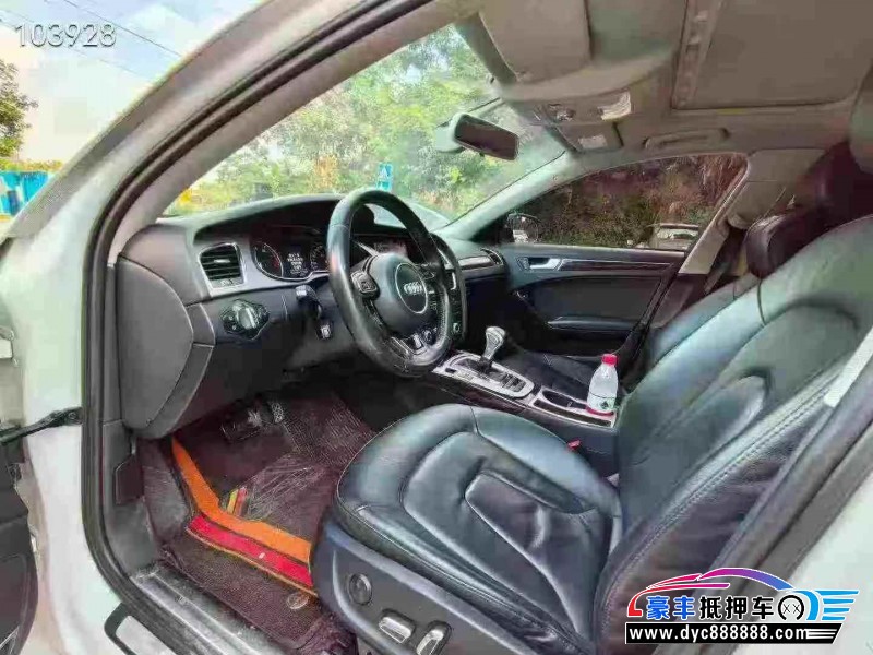 15年奥迪A4L轿车抵押车出售