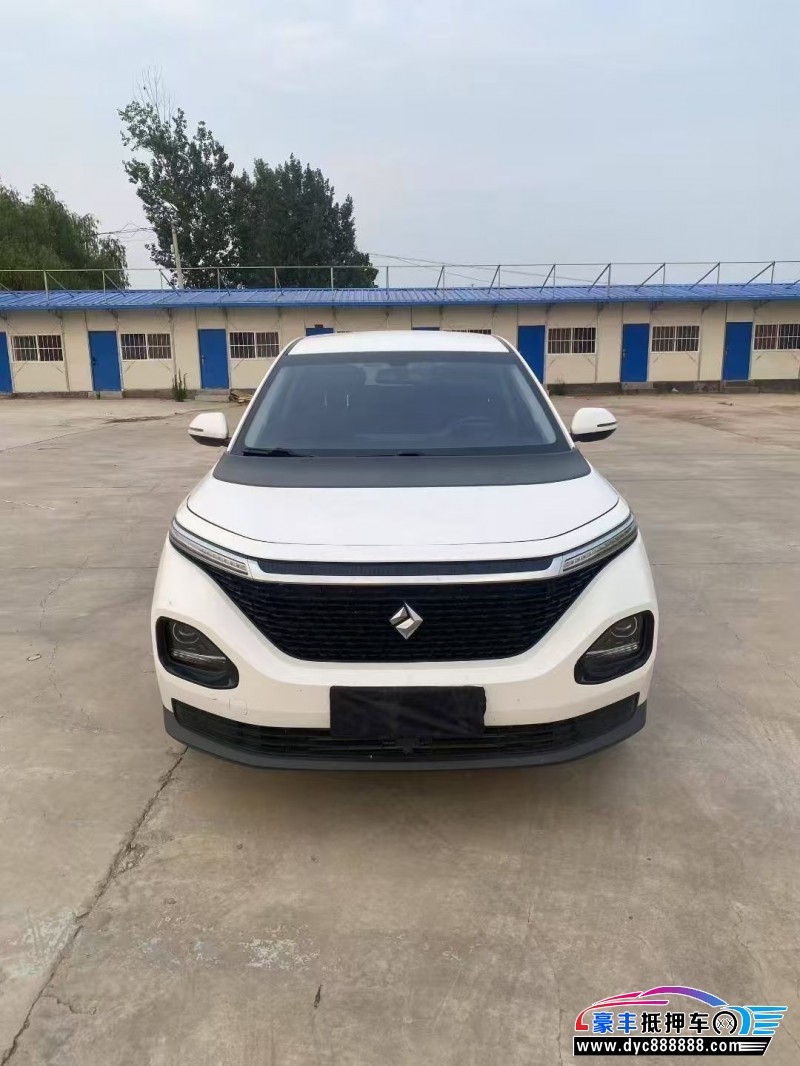 20年宝骏宝骏RM5轿车抵押车出售