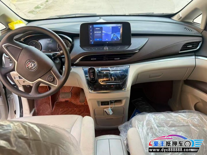 24年别克GL8轿车抵押车出售