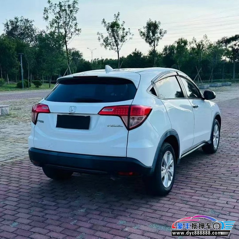 16年本田缤智轿车抵押车出售