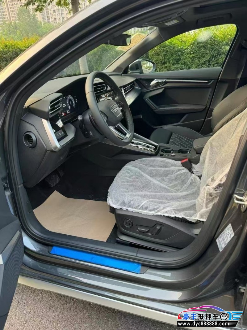 25年奥迪A3轿车抵押车出售