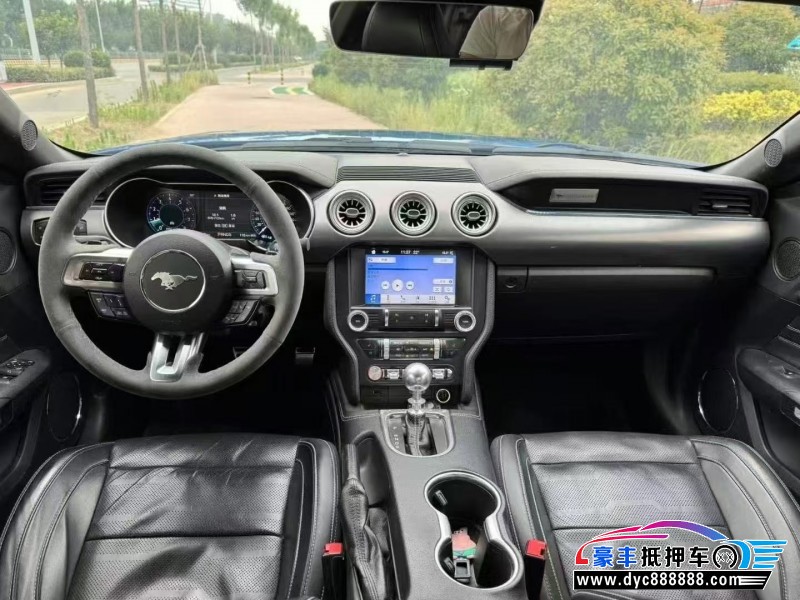 20年福特玛斯丹轿车抵押车出售