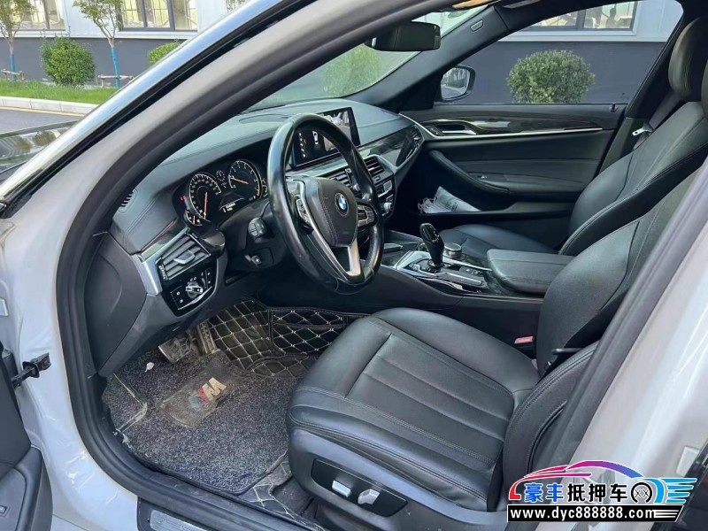 18年宝马5系轿车抵押车出售