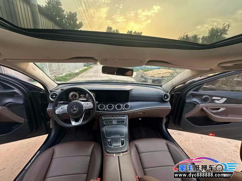 19年奔驰E轿车抵押车出售