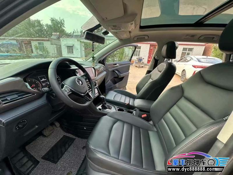 21年大众途岳轿车抵押车出售