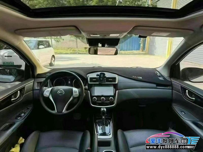 22年日产骐达轿车抵押车出售