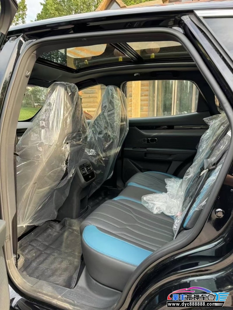 25年捷途山海L6轿车抵押车出售