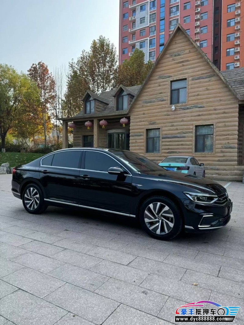 24年大众迈腾轿车抵押车出售