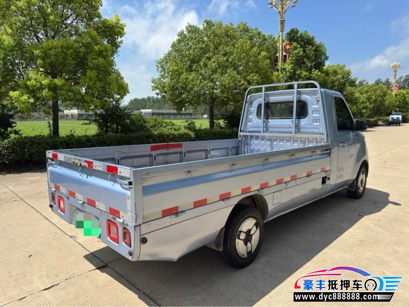 24年福田祥菱轿车抵押车出售