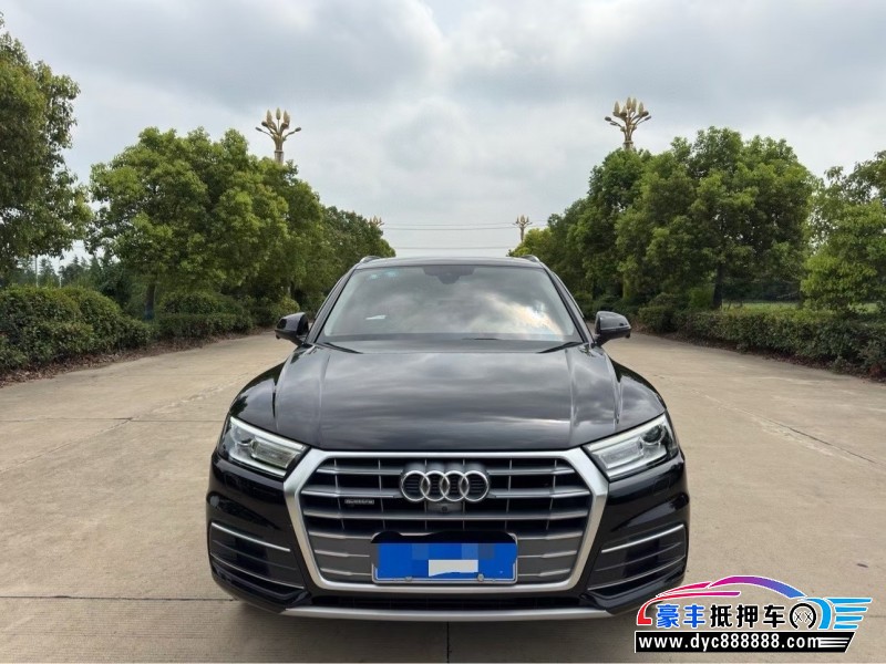 20年奥迪Q5轿车抵押车出售