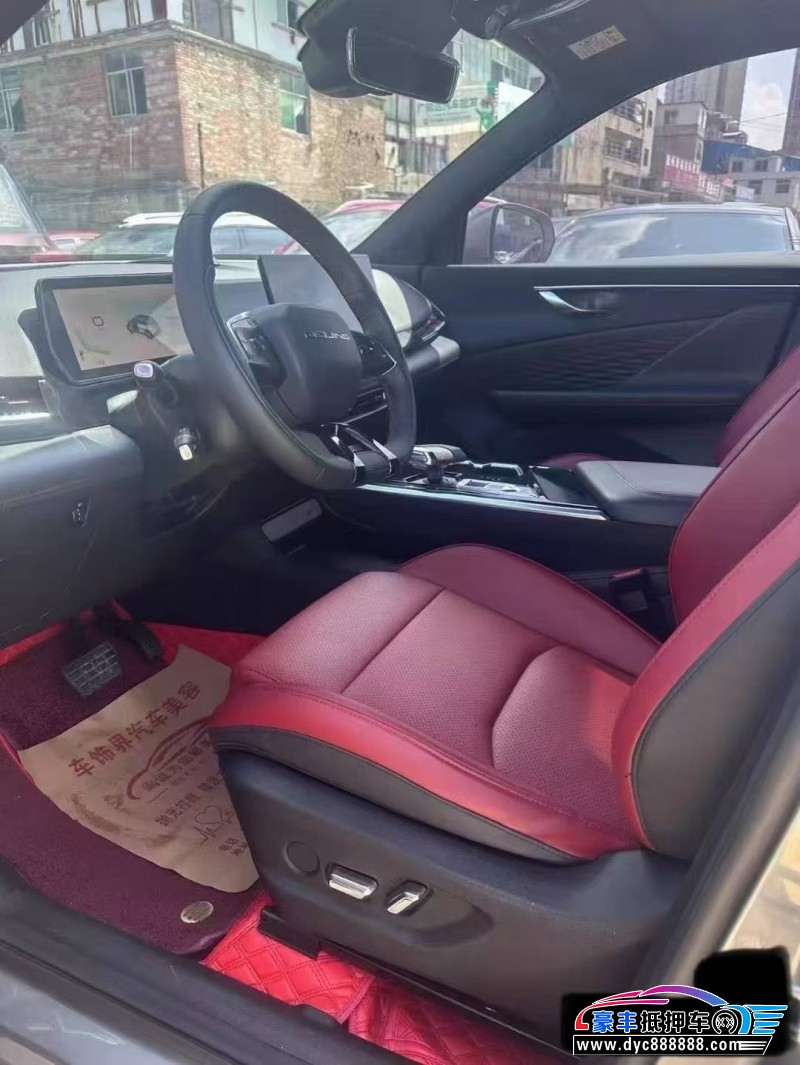 22年北汽制造魔方轿车抵押车出售