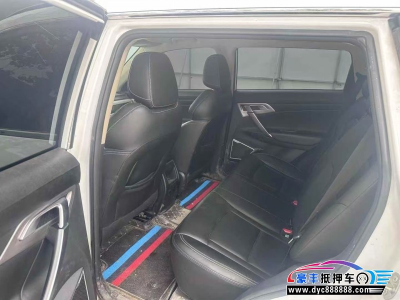 22年吉利博越轿车抵押车出售