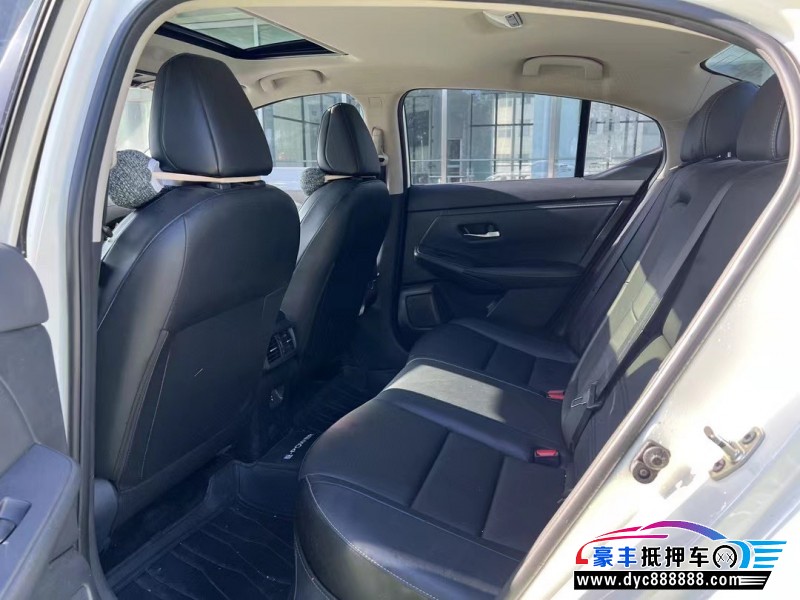 22年日产轩逸轿车抵押车出售