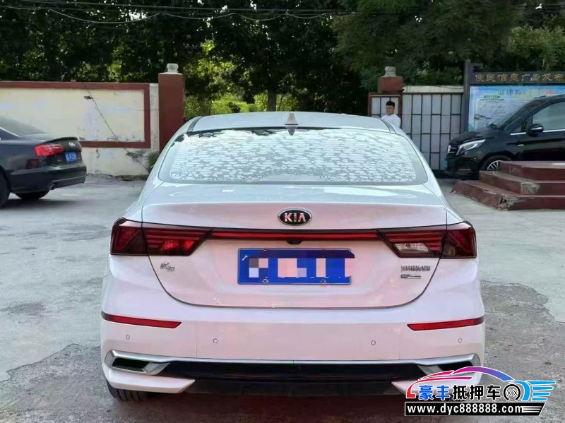 20年起亚K3轿车抵押车出售