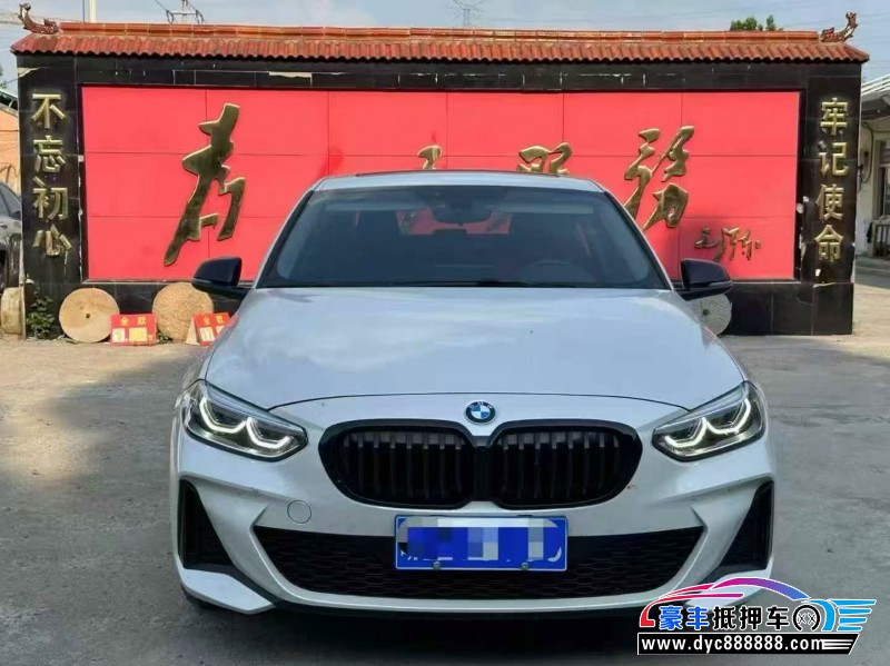 22年宝马1系轿车抵押车出售