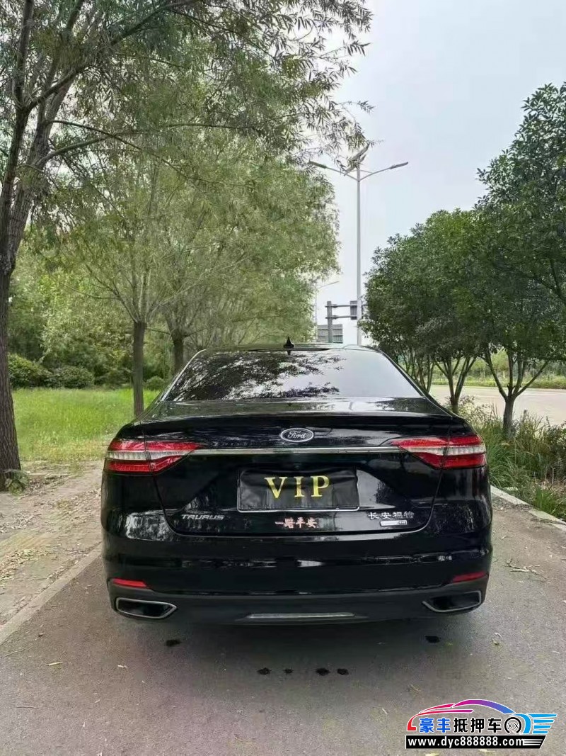 20年福特金牛座轿车抵押车出售