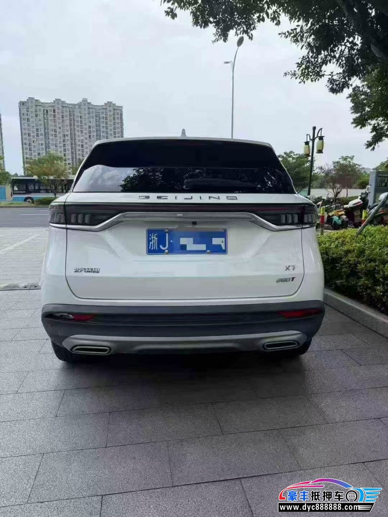 22年北京x7轿车抵押车出售