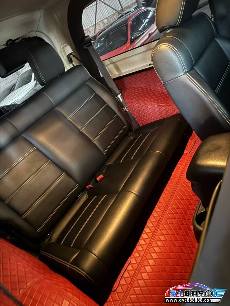 12年Jeep牧马人轿车抵押车出售