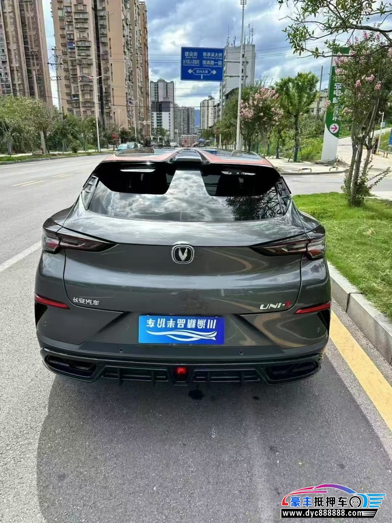 23年长安长安UNI轿车抵押车出售