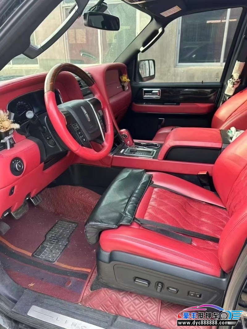 18年林肯领航员轿车抵押车出售