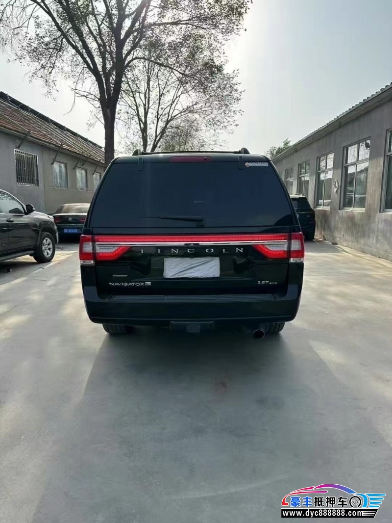 18年林肯领航员轿车抵押车出售