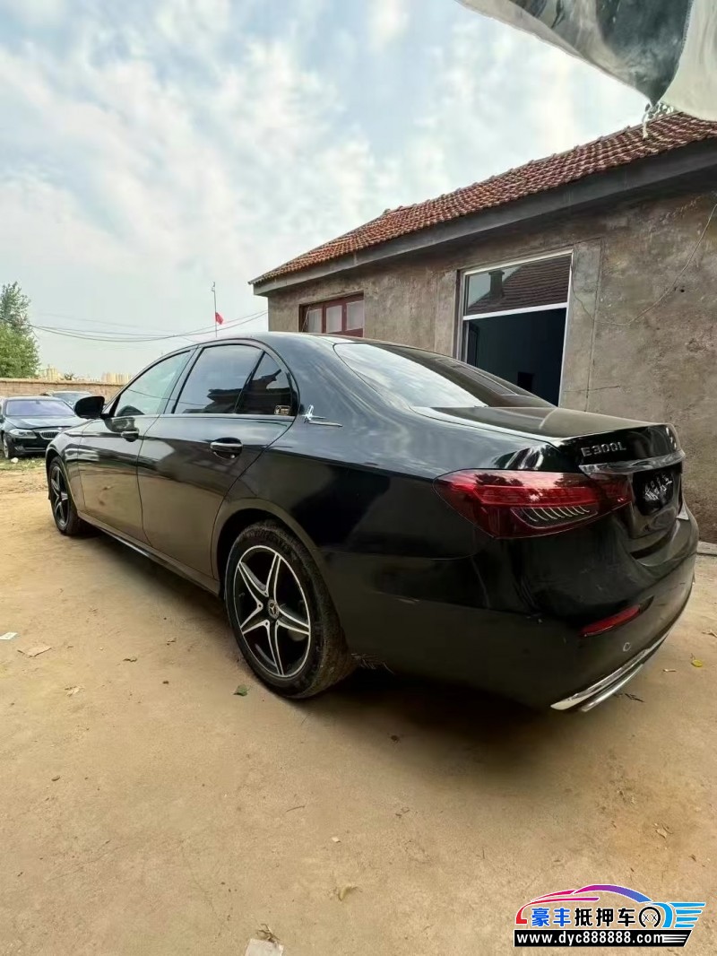20年奔驰E轿车抵押车出售