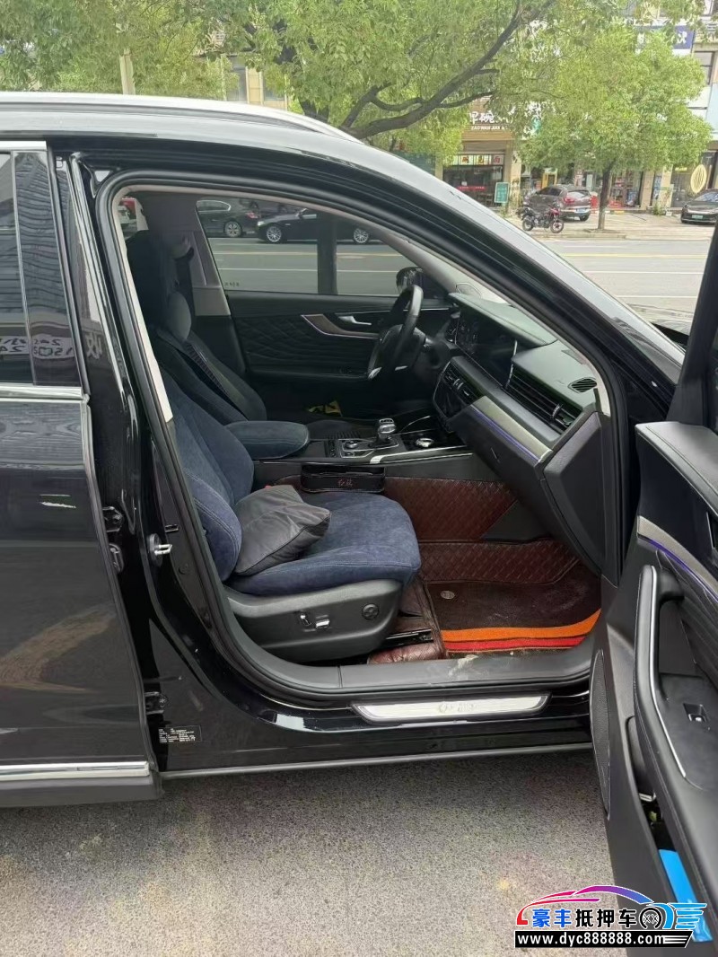 22年红旗HS5轿车抵押车出售