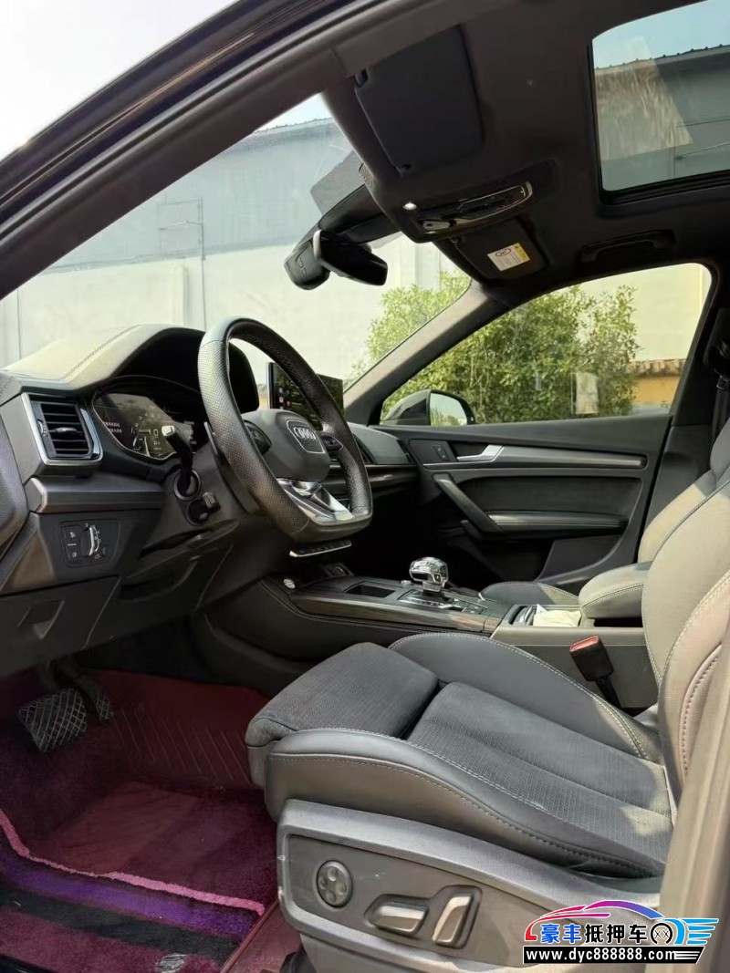 23年奥迪Q5轿车抵押车出售