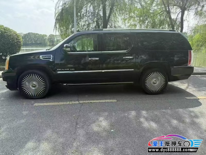 14年凯迪拉克凯雷德轿车抵押车出售