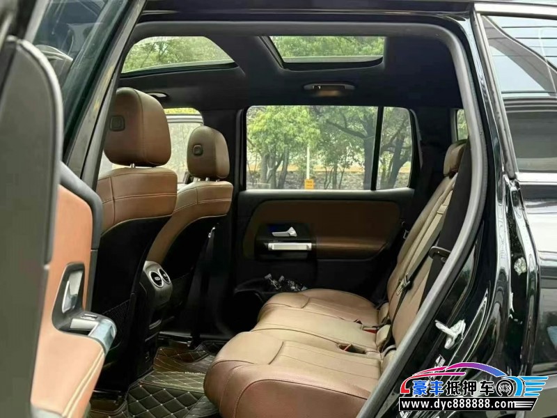 21年奔驰GLB轿车抵押车出售