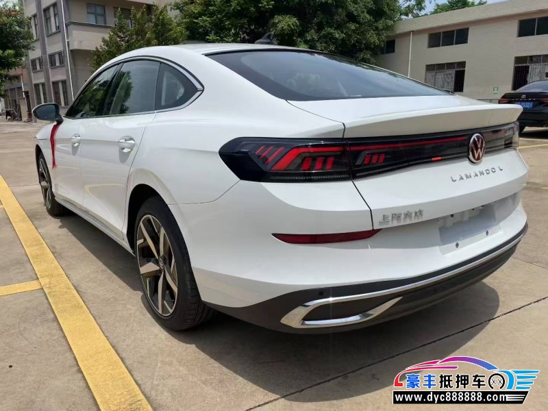 25年大众凌渡轿车抵押车出售