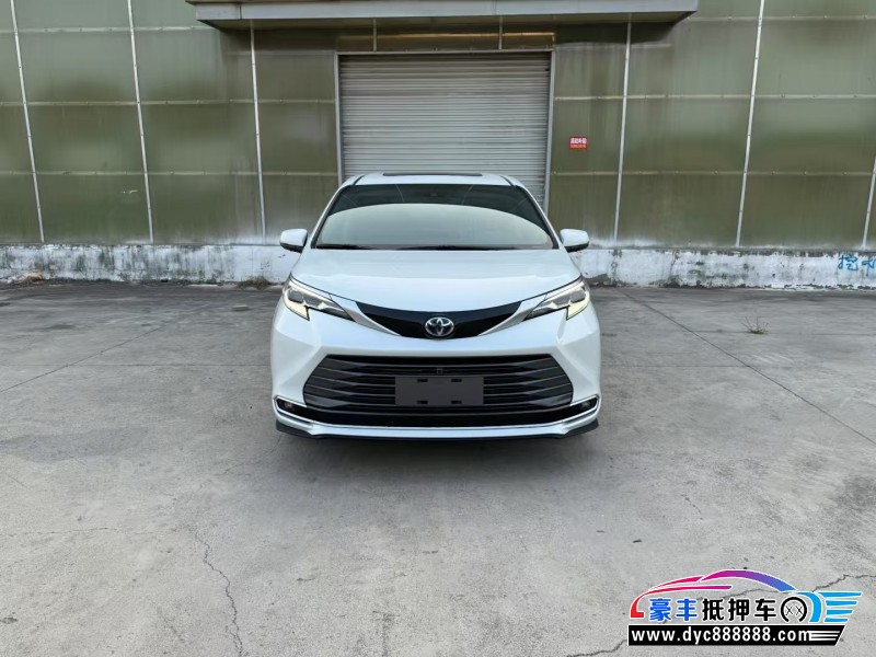 24年丰田塞纳轿车抵押车出售