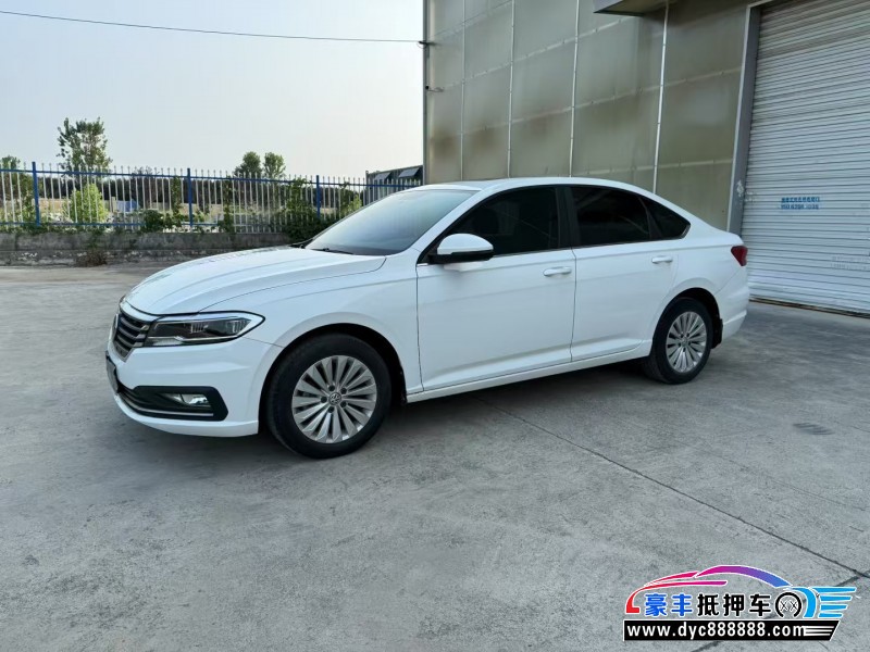 19年大众朗逸轿车抵押车出售