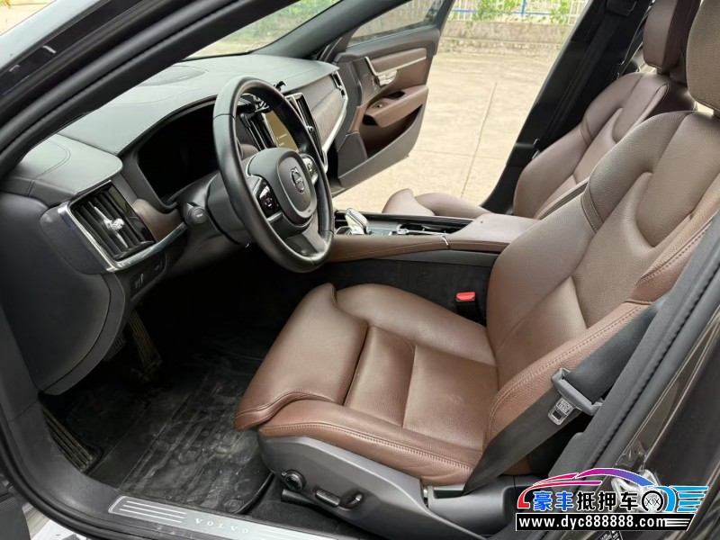 21年沃尔沃S90轿车抵押车出售