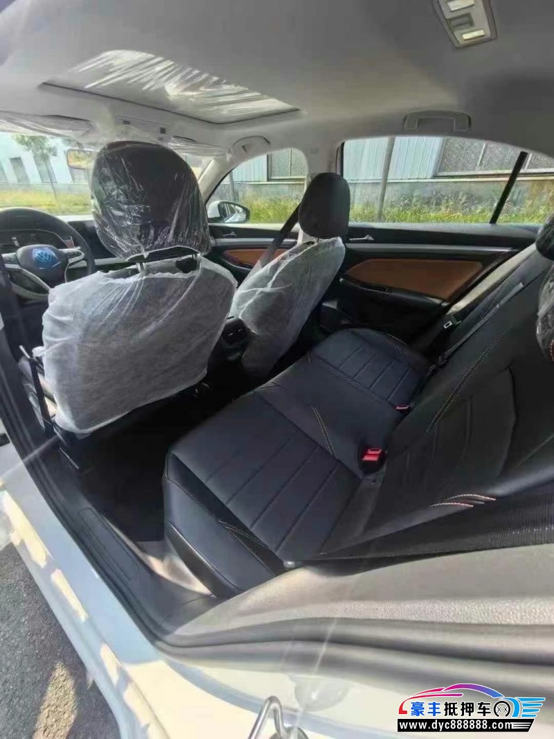 25年大众宝来轿车抵押车出售