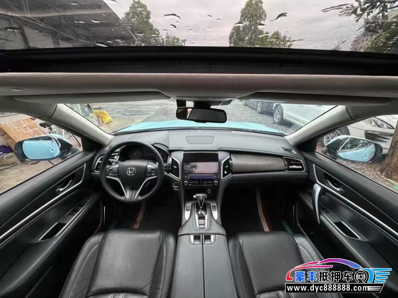 20年本田冠道轿车抵押车出售