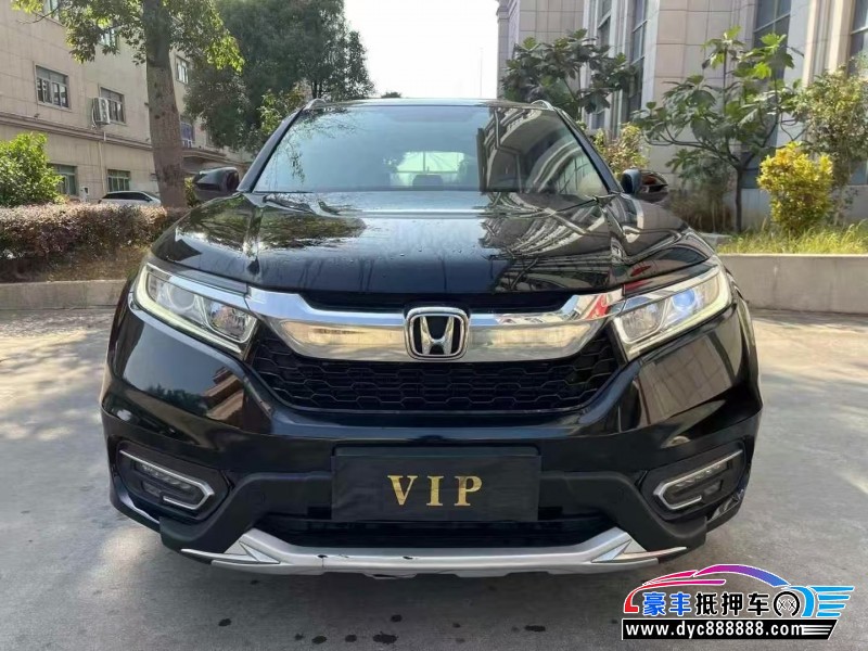 抵押车出售20年本田冠道轿车