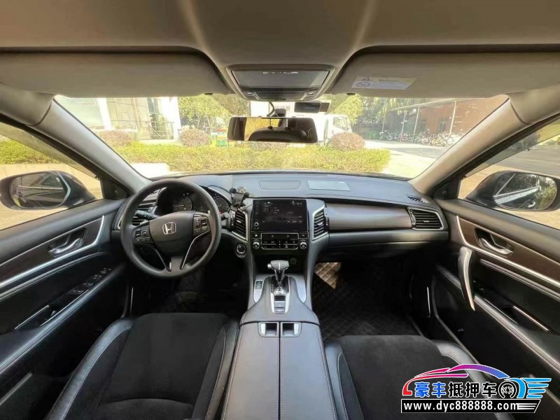 20年本田冠道轿车抵押车出售