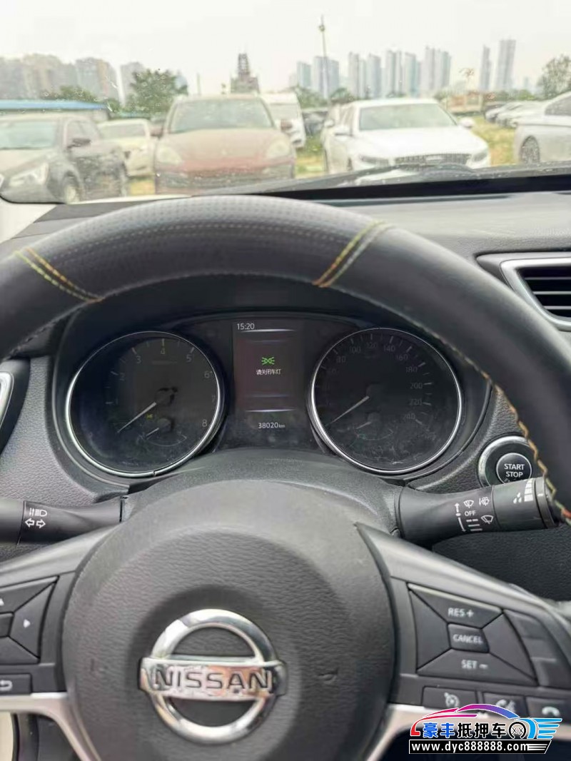 21年日产逍客轿车抵押车出售