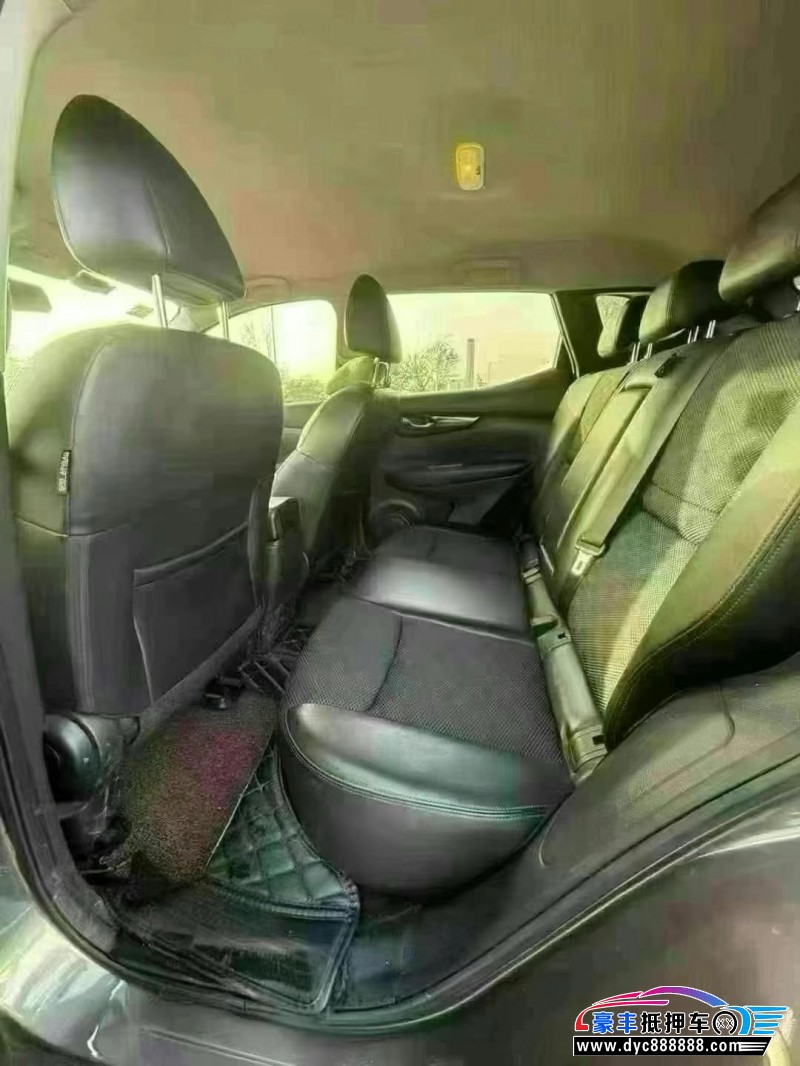 18年日产逍客轿车抵押车出售