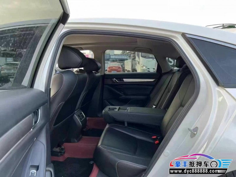 21年本田英诗派轿车抵押车出售