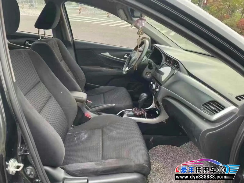 17年本田凌派轿车抵押车出售