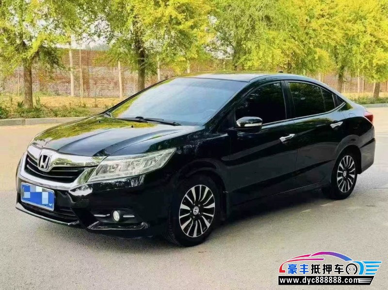 15年本田凌派轿车抵押车出售