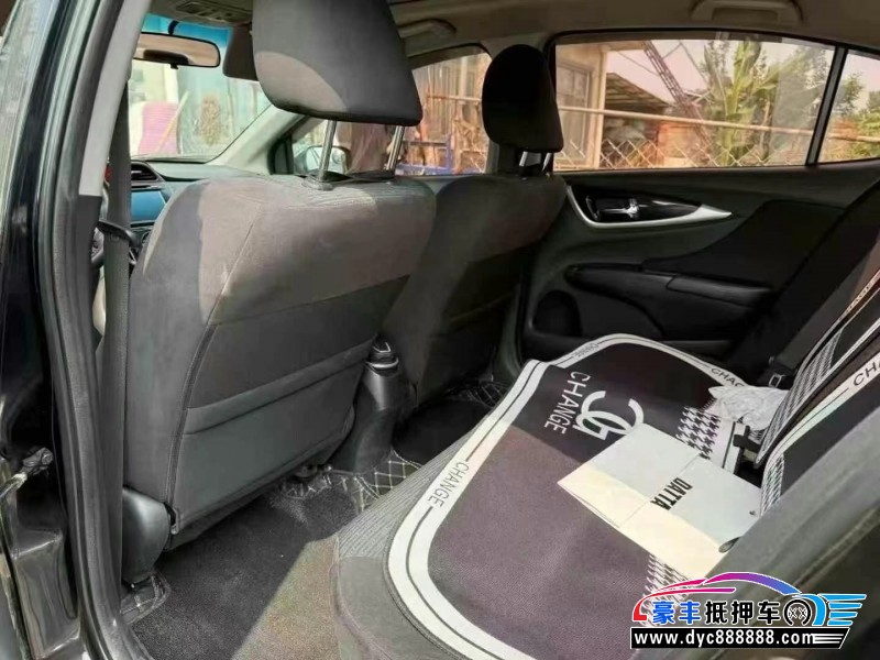 14年本田凌派轿车抵押车出售