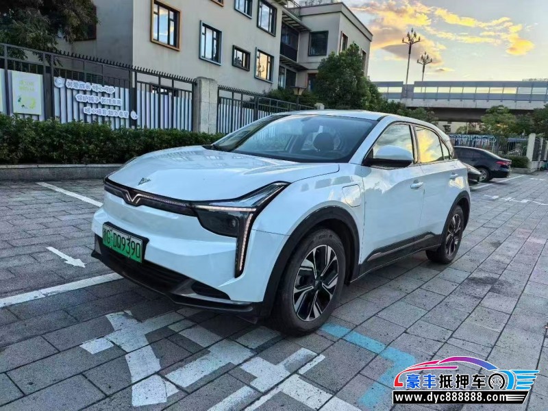 23年哪吒u-ll400SUV抵押车出售