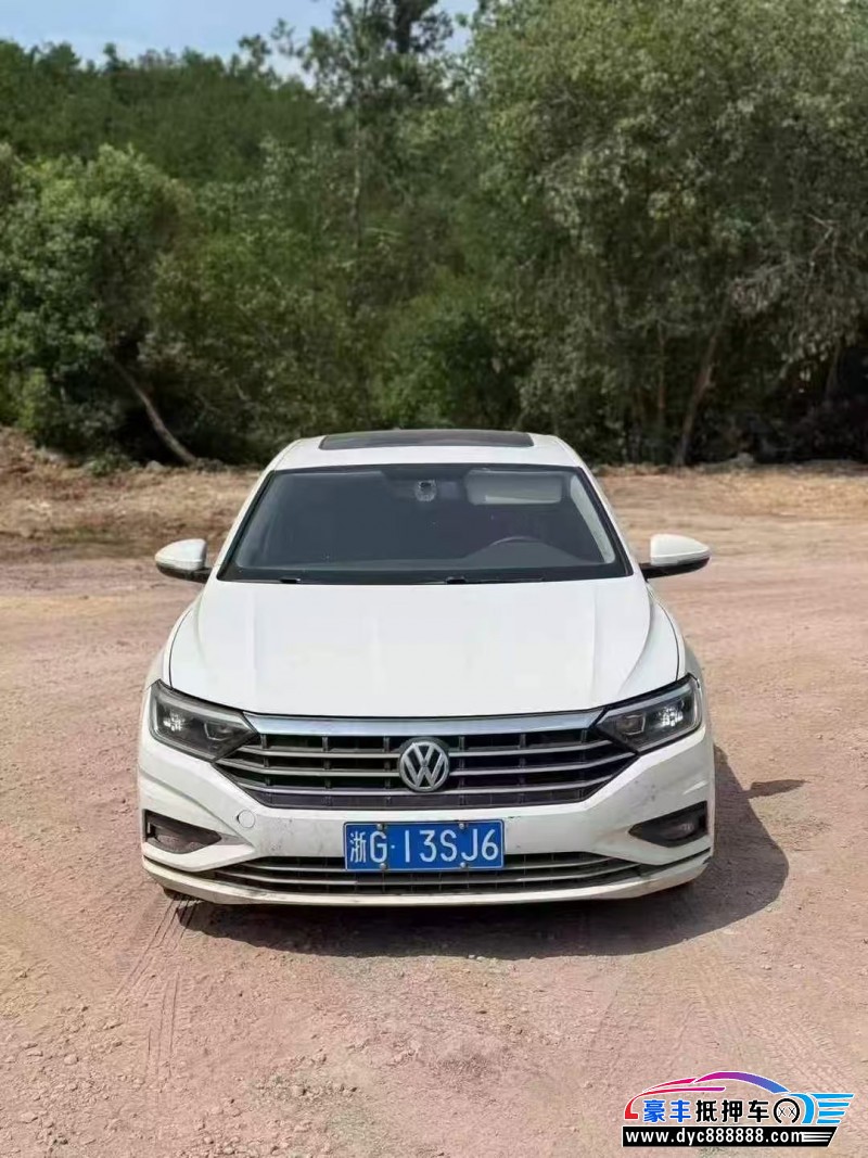 19年大众速腾轿车